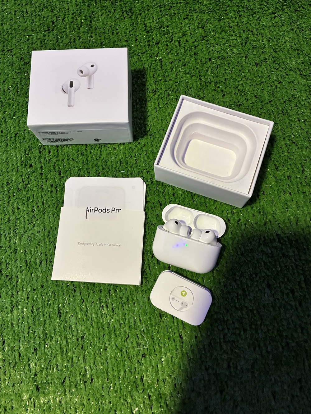 Apple AirPods Pro Wireless Earbuds - White
